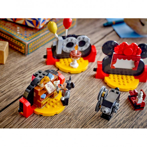 Конструктор LEGO Disney 40600 Празднование 100-летия Дисней в Мытище