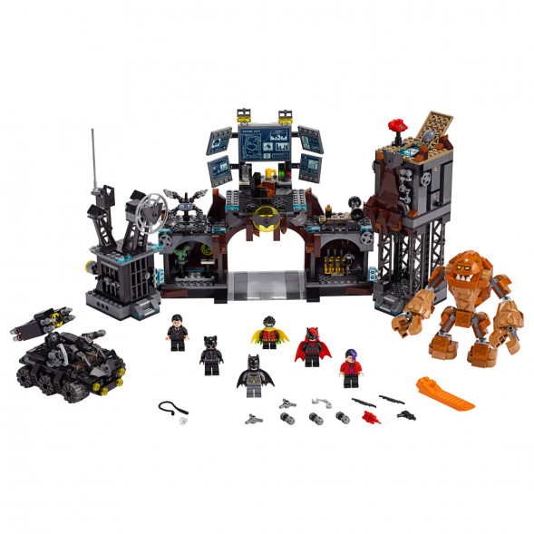 Конструктор LEGO Super Heroes 76122 Вторжение Глиноликого в бэт-пещеру в Мытище