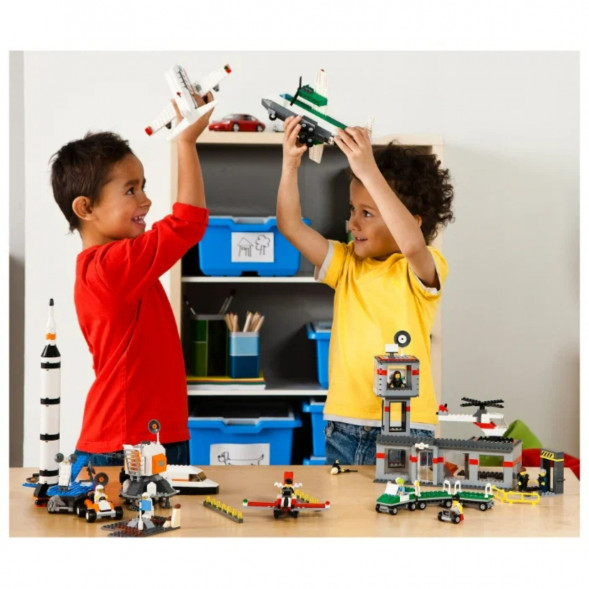 Конструктор LEGO Education 9335 Космос и аэропорт  в Мытище