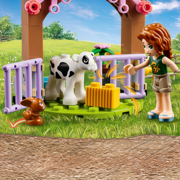 Конструктор LEGO Friends 42607 Осенний сарай для теленка в Мытище