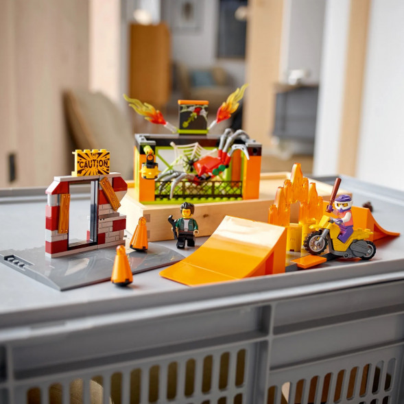Конструктор LEGO City 60293 Парк каскадёров в Мытище