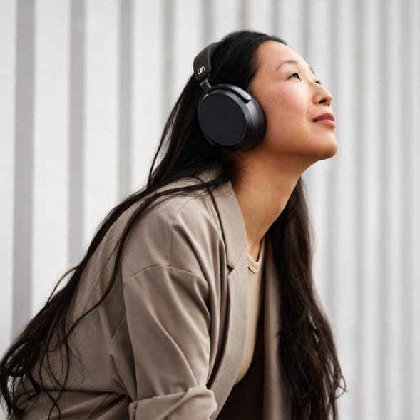 Беспроводные наушники Sennheiser Momentum 4 Wireless, Black в Мытище