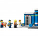 Конструктор LEGO City 60370 Побег из полицейского участка в Мытище