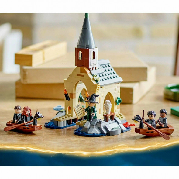Конструктор LEGO Harry Potter 76426 Лодочный домик в замке Хогвартс в Мытище